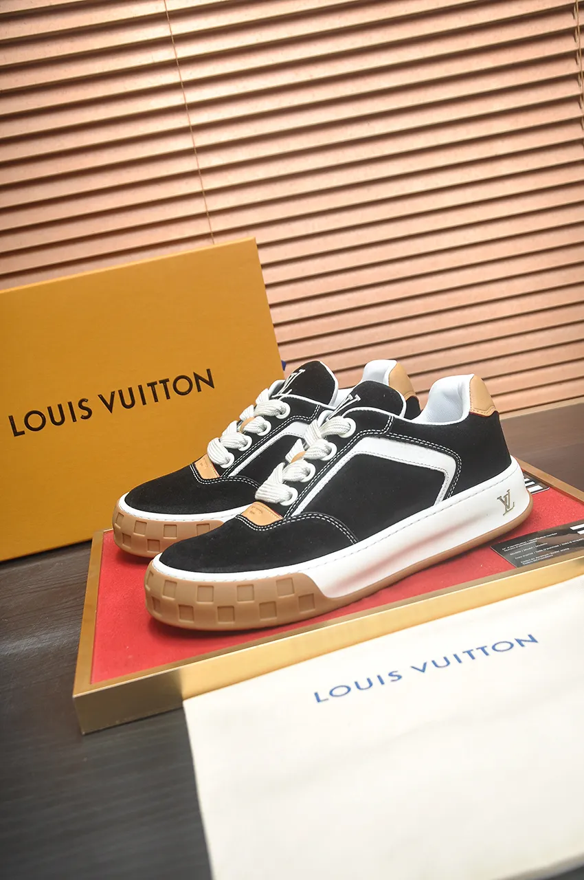 Men's shoes 💰680💶[LOUIS VUITTON] (original order) couple model 🍀LV Louis Vuitton * - top version of LV classic trendy shoes! Made of imported original cowhide, water-dyed cowhide lining, and original wear-resistant rubber outsole! High quality products! Size for women: 35-40. Men: 39-46 (45.46 customized)